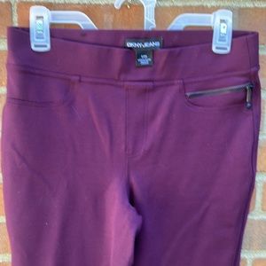 EUC sz S DKNY jeans eggplant skinny stretchy jeggings